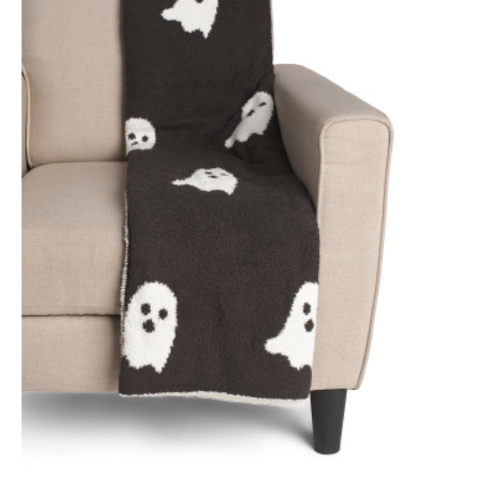 Dark grey & white reversible throw